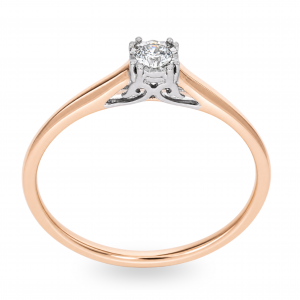 Gold ring with diamond