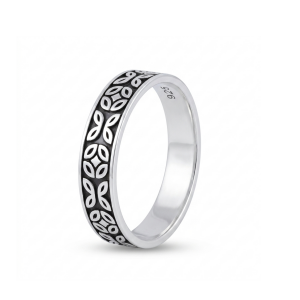 Men’s silver ring