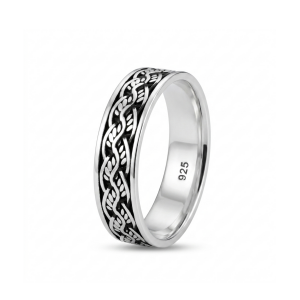 Men’s silver ring