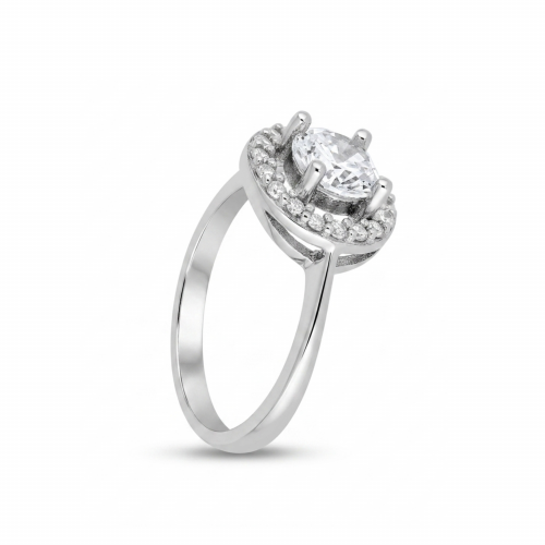 Серебряное кольцо с цирконом