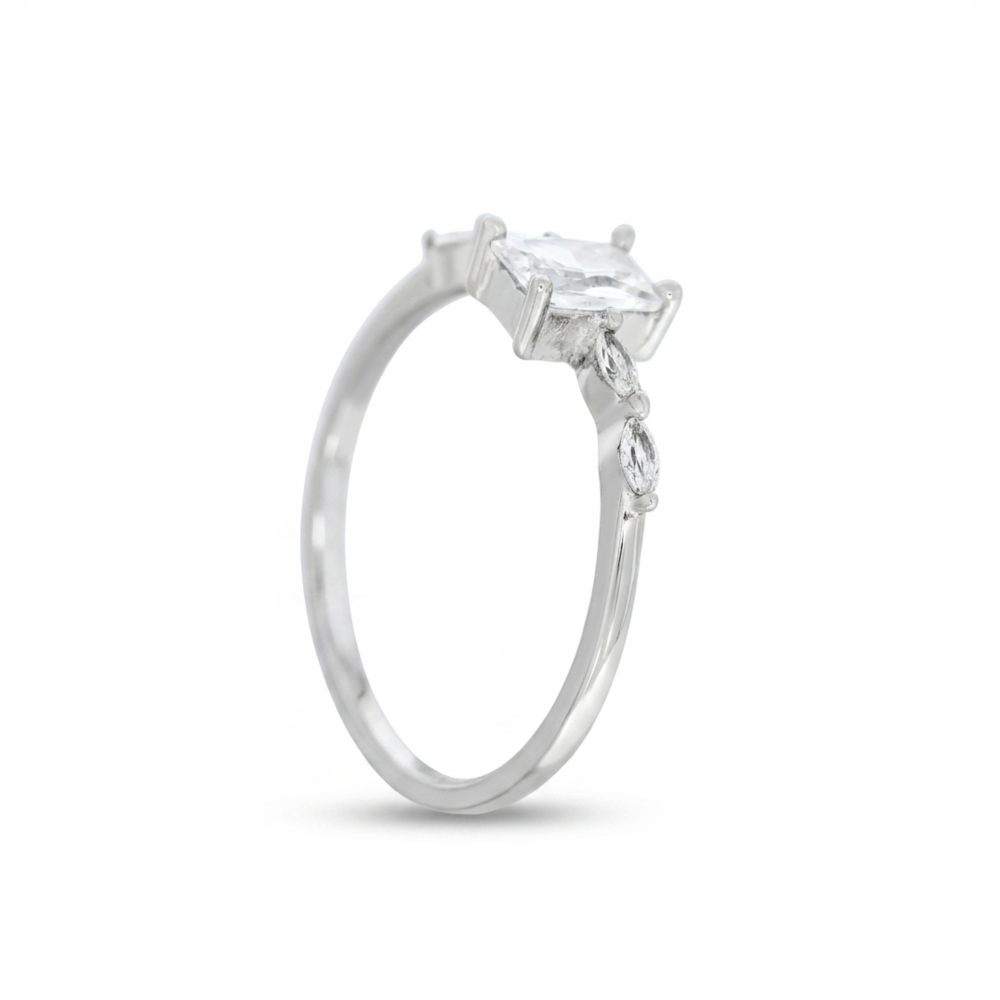Серебряное кольцо