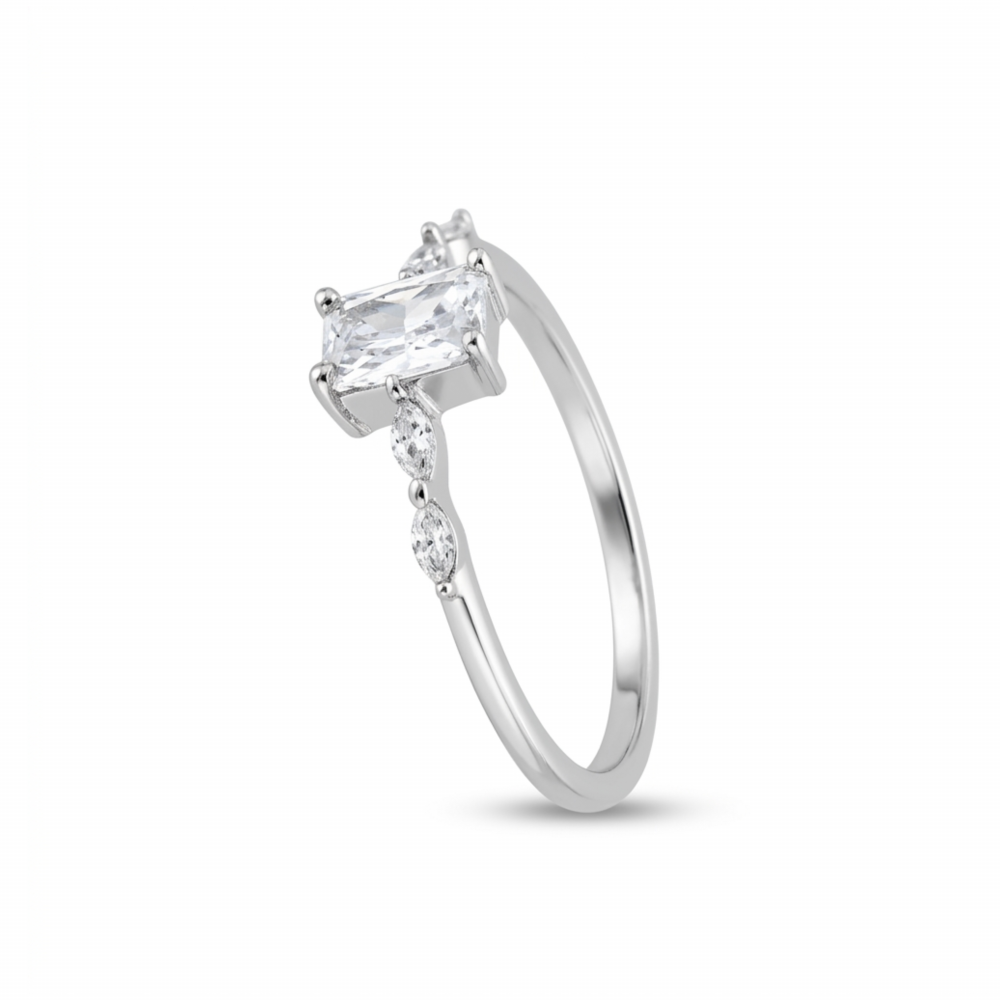 Серебряное кольцо