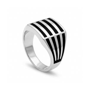 Men’s silver ring