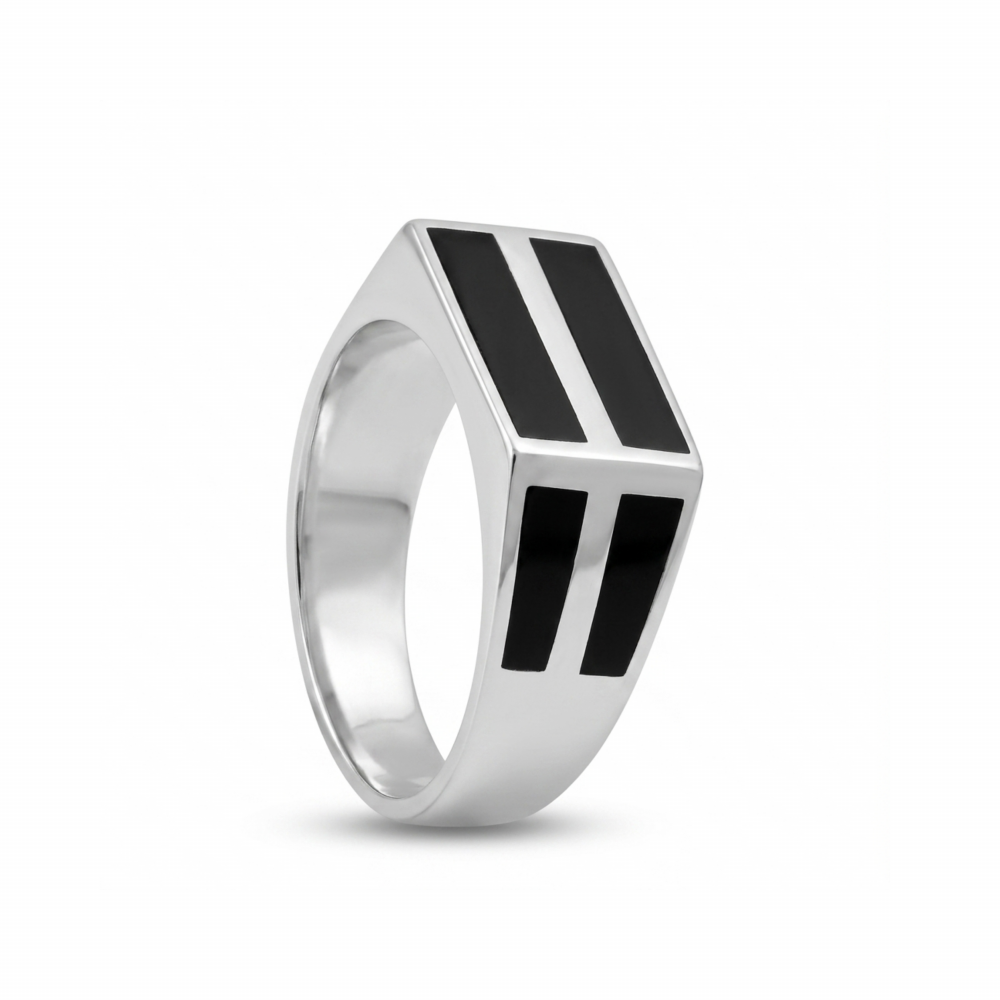 Men’s silver ring