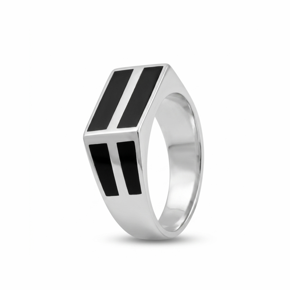 Men’s silver ring