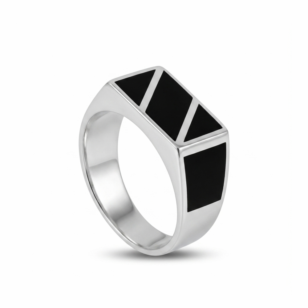 Men’s silver ring