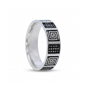 Men’s silver ring