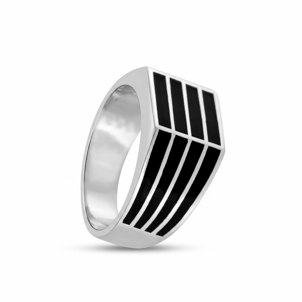 Men’s silver ring