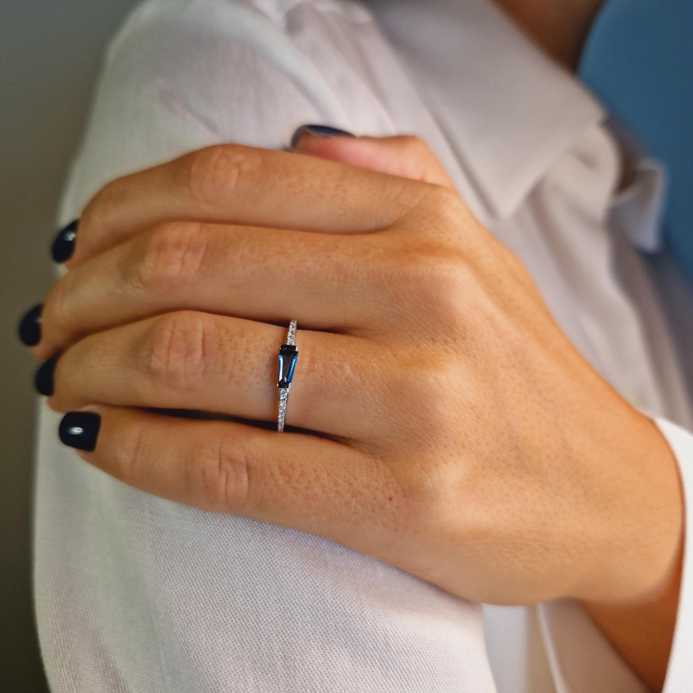 Gold ring with topaz