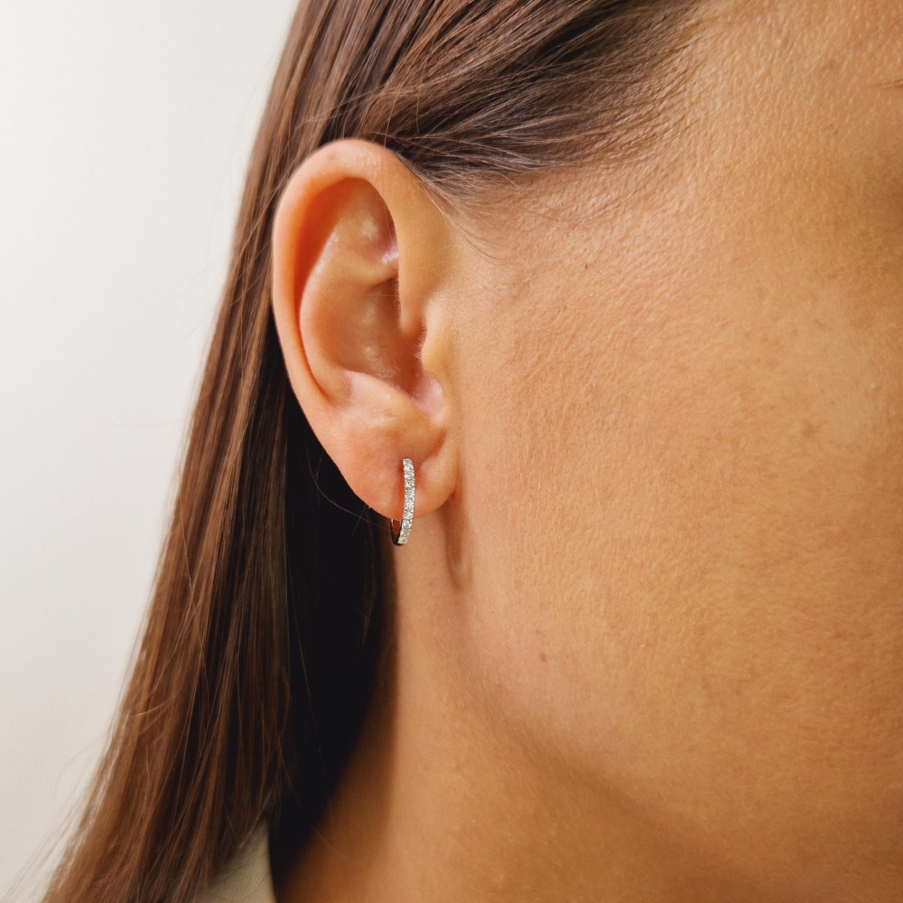 Auksiniai auskarai su briliantais