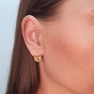 Golden earrings with citrine