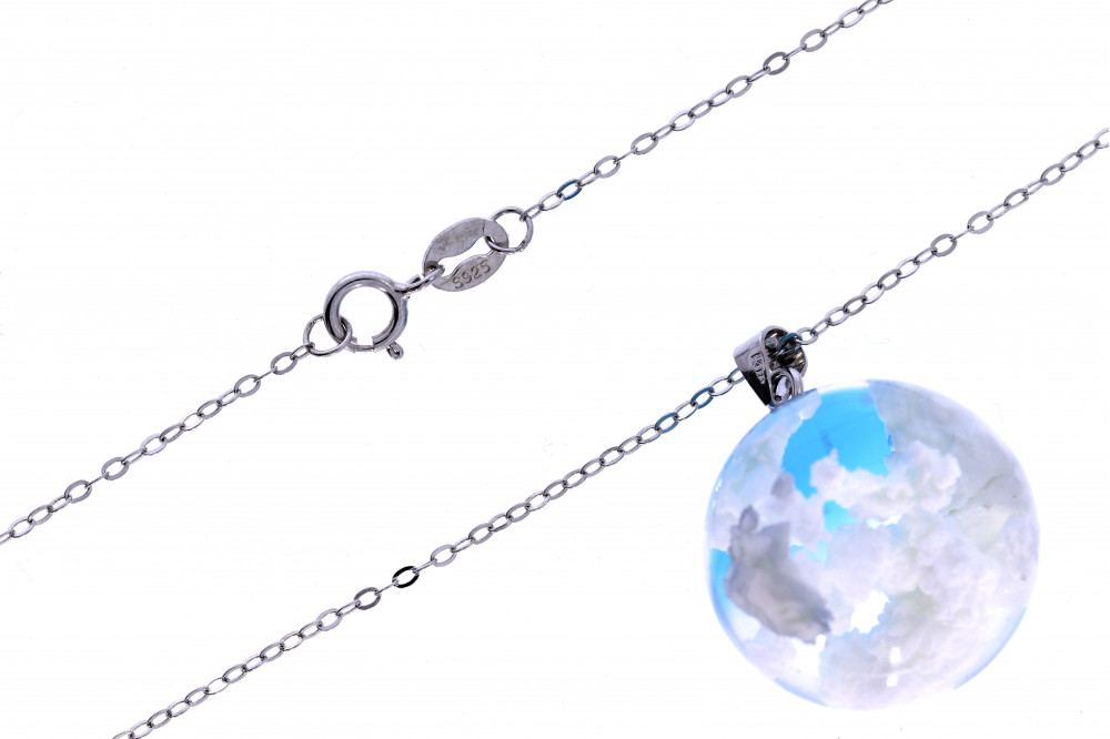 Серебряная цепочка с подвеской