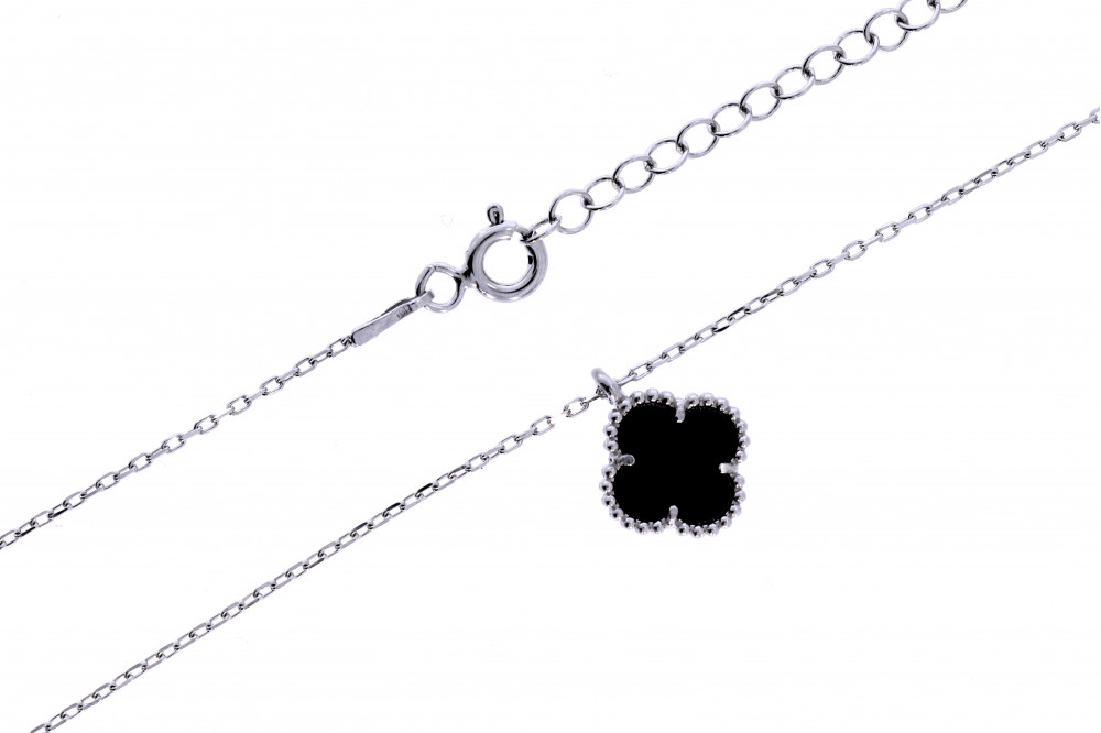 Grandinėlė su pakabuku