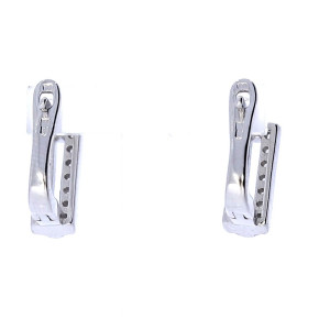 Silver earrings with zircon
