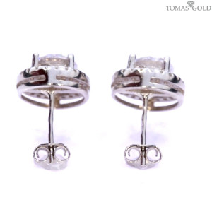 Silver earrings with zircon