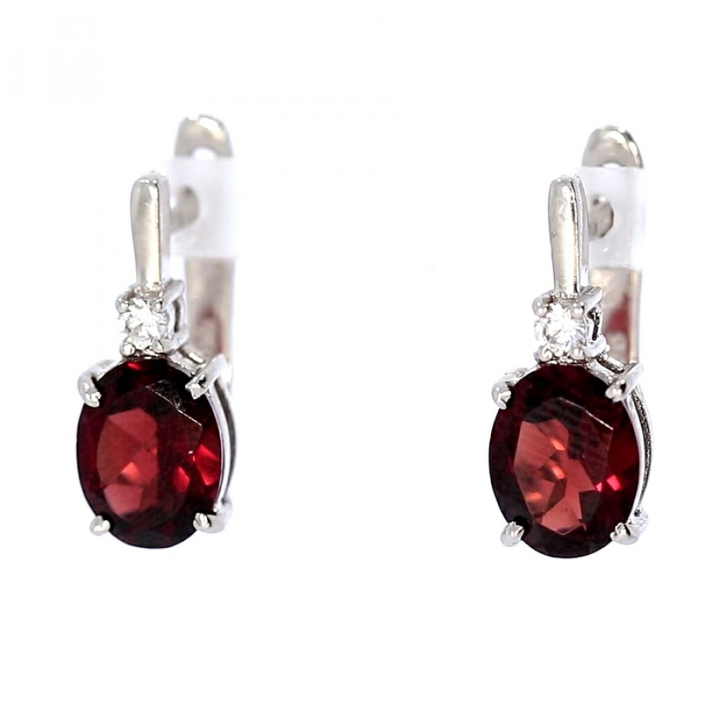 Sidabriniai auskarai su granatu