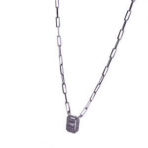 Серебряная цепочка с подвеской