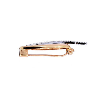 Gold brooch