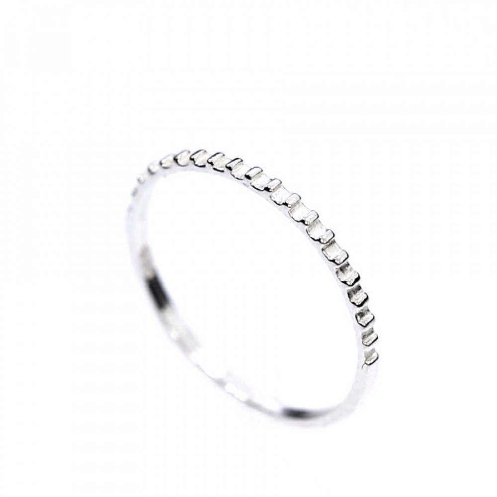 Серебряное кольцо