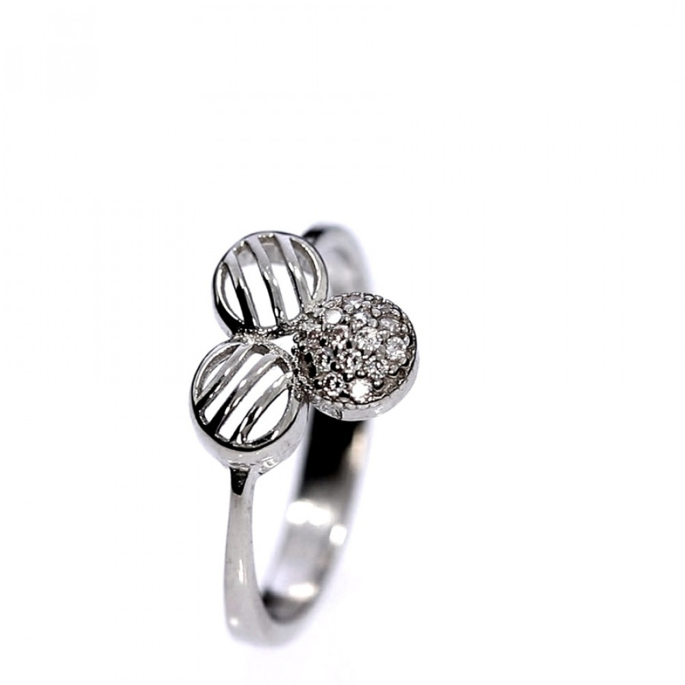 Silver ring with zircon