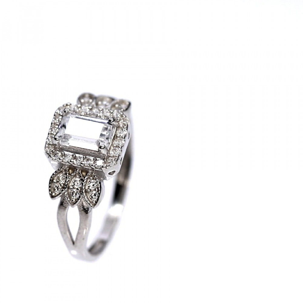 Silver ring with zircon