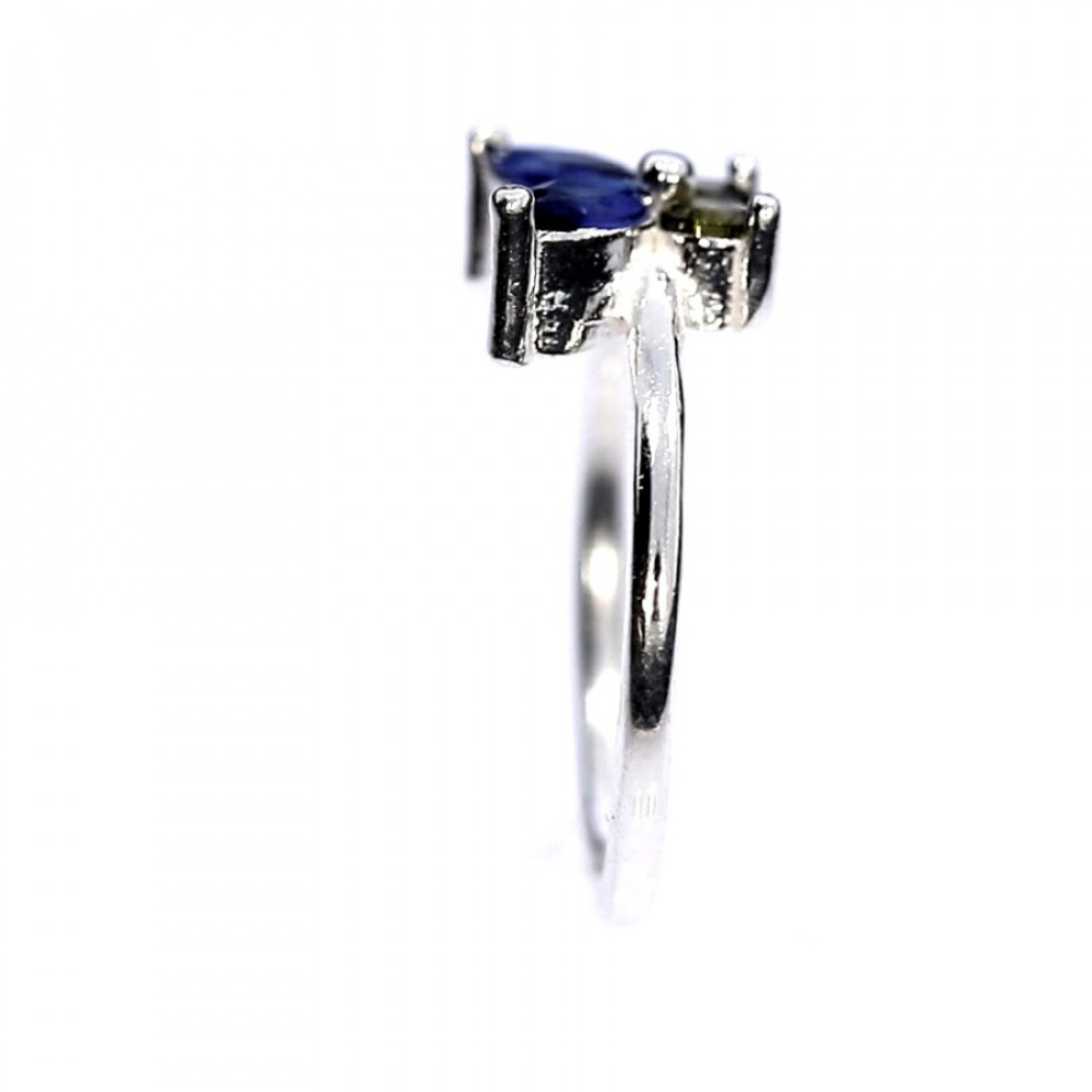 Silver ring with zircon