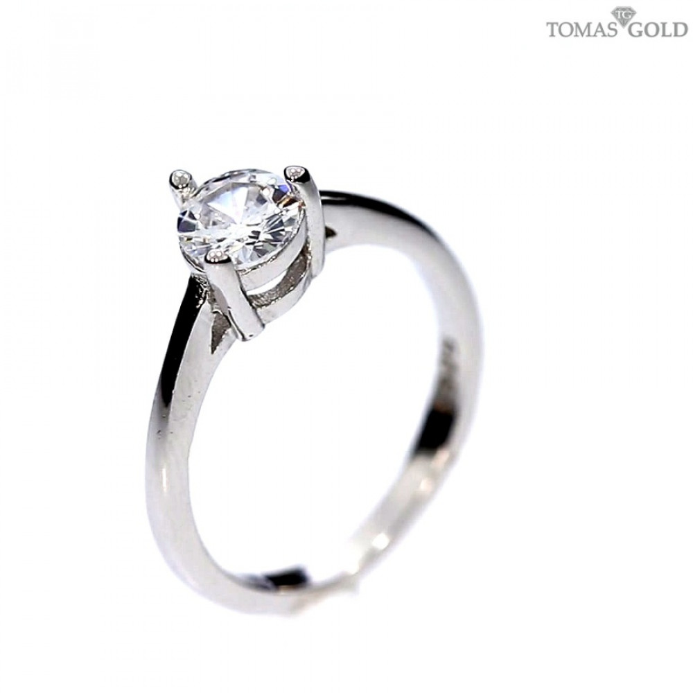 Серебряное кольцо с цирконом