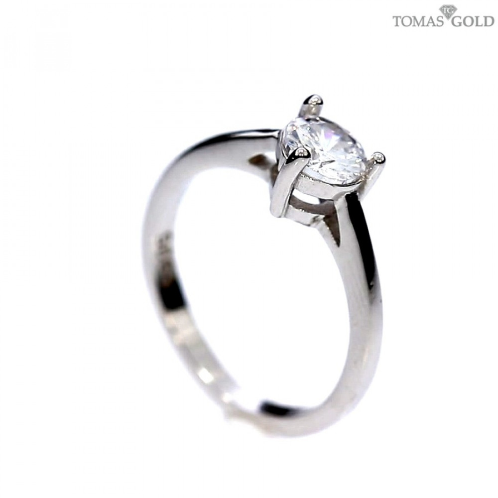 Серебряное кольцо с цирконом