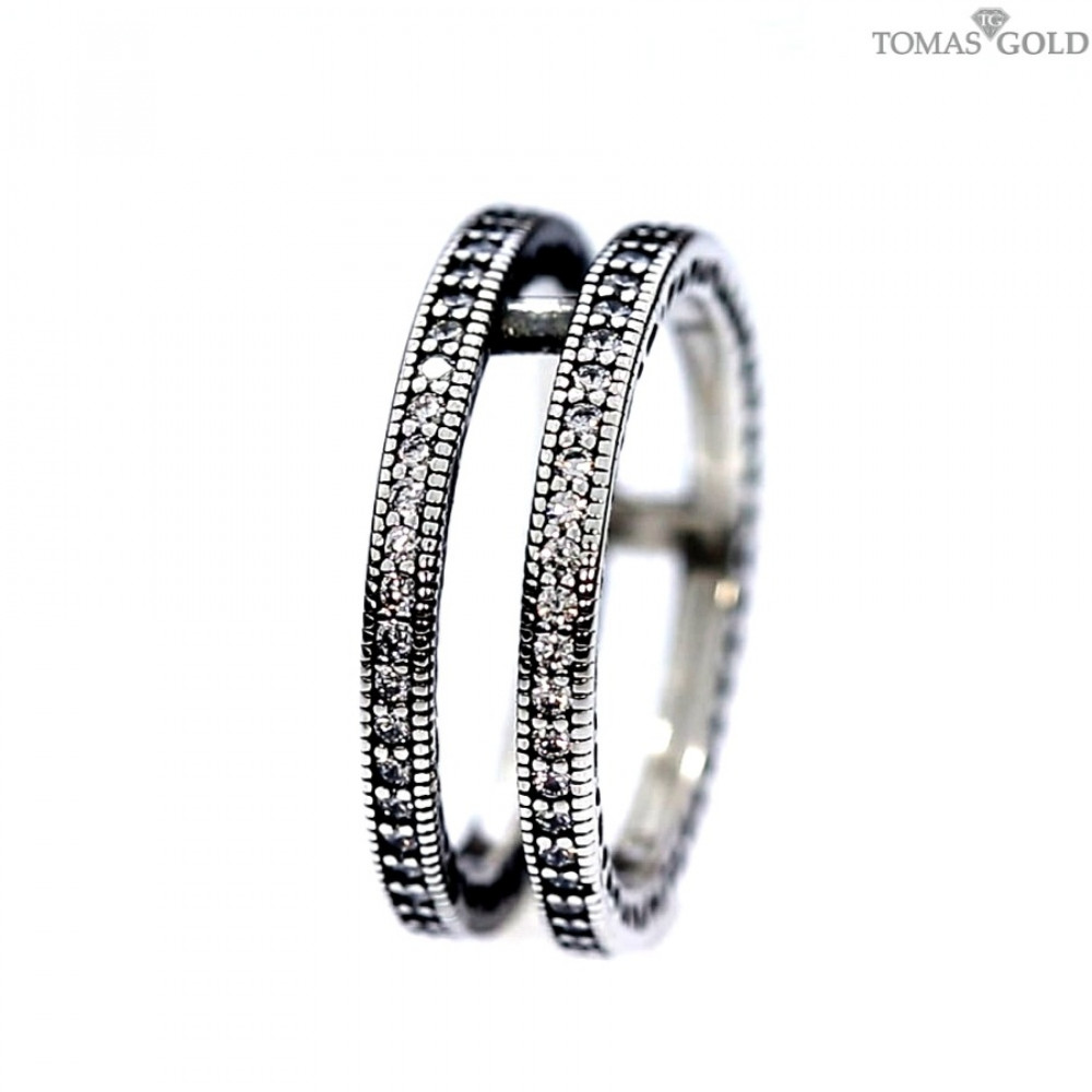 Silver ring with zircon