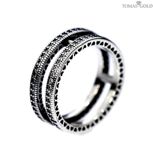 Silver ring with zircon