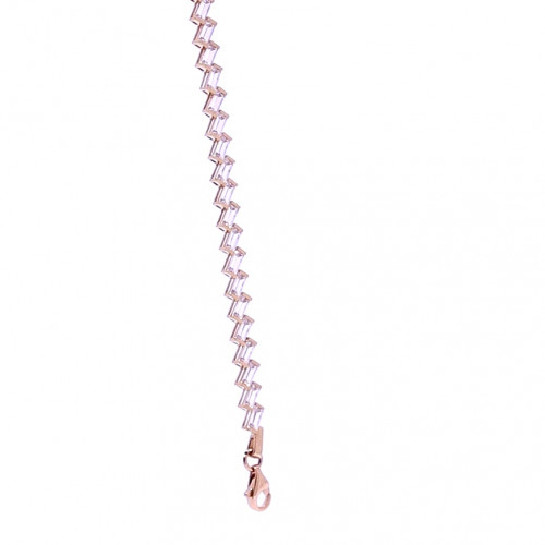 Gold bracelet with zircon