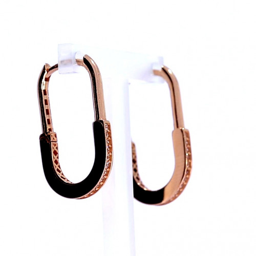 Gold earrings with zircon
