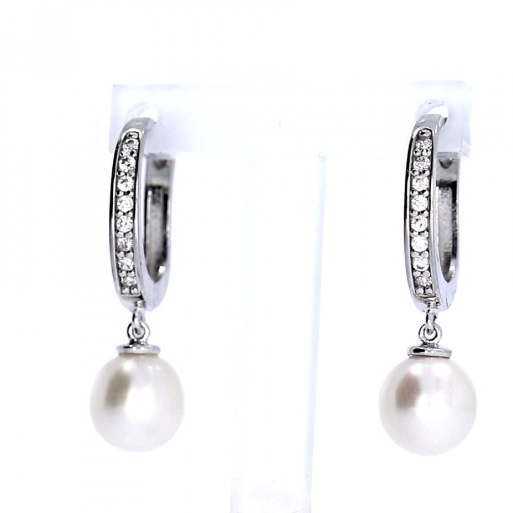 Золотые серьги с культивированным жемчугом