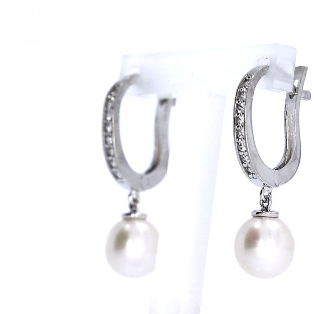 Золотые серьги с культивированным жемчугом