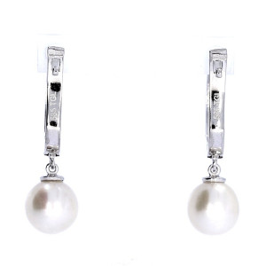 Золотые серьги с культивированным жемчугом