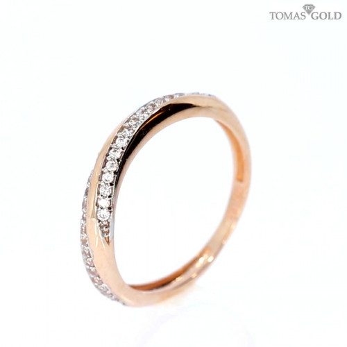 Kuldnesõrmus tsirkoonidega