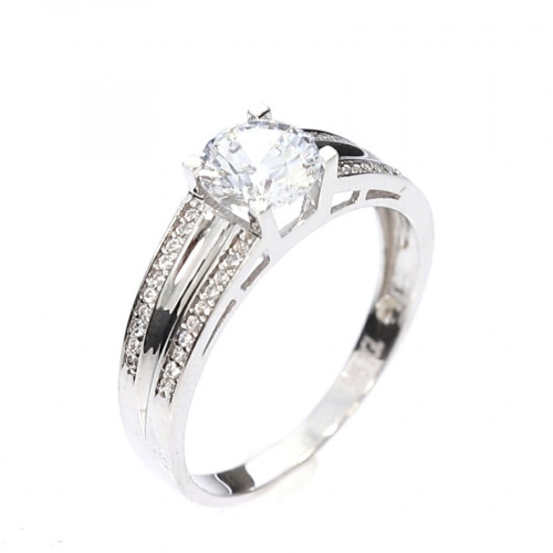 Золотое кольцо с цирконом