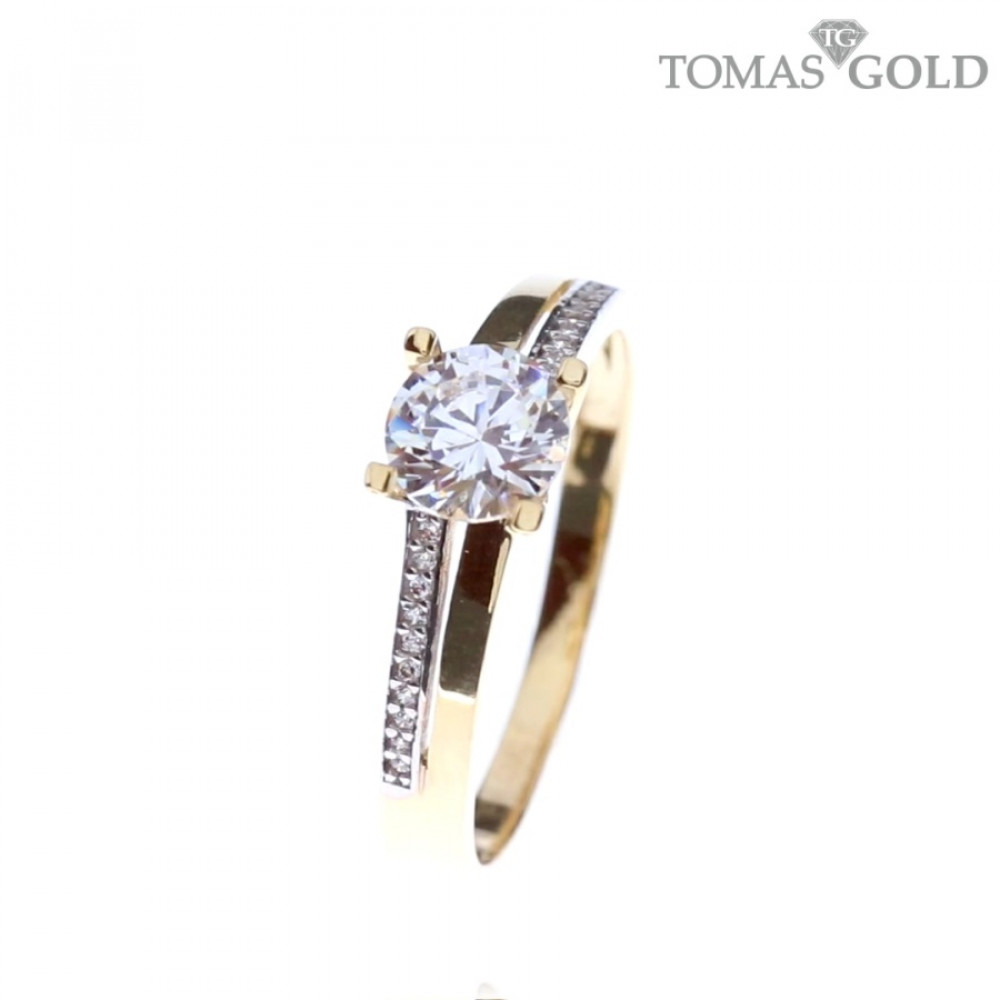 Gold ring with zircon