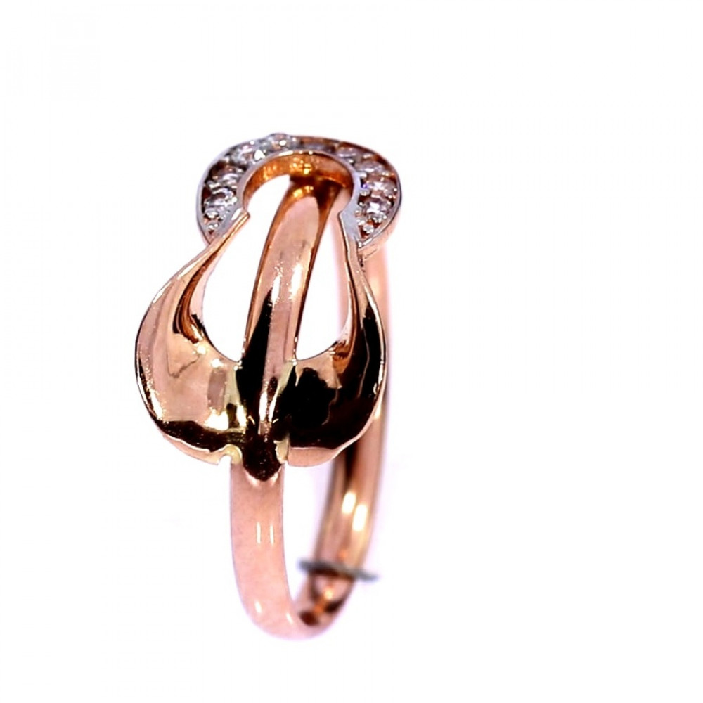 Gold ring with zircon