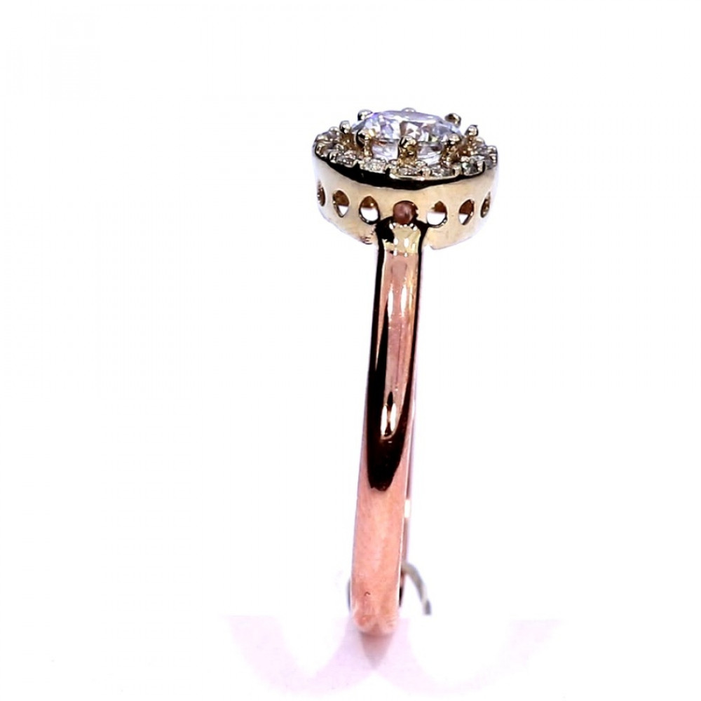 Золотое кольцо с цирконом