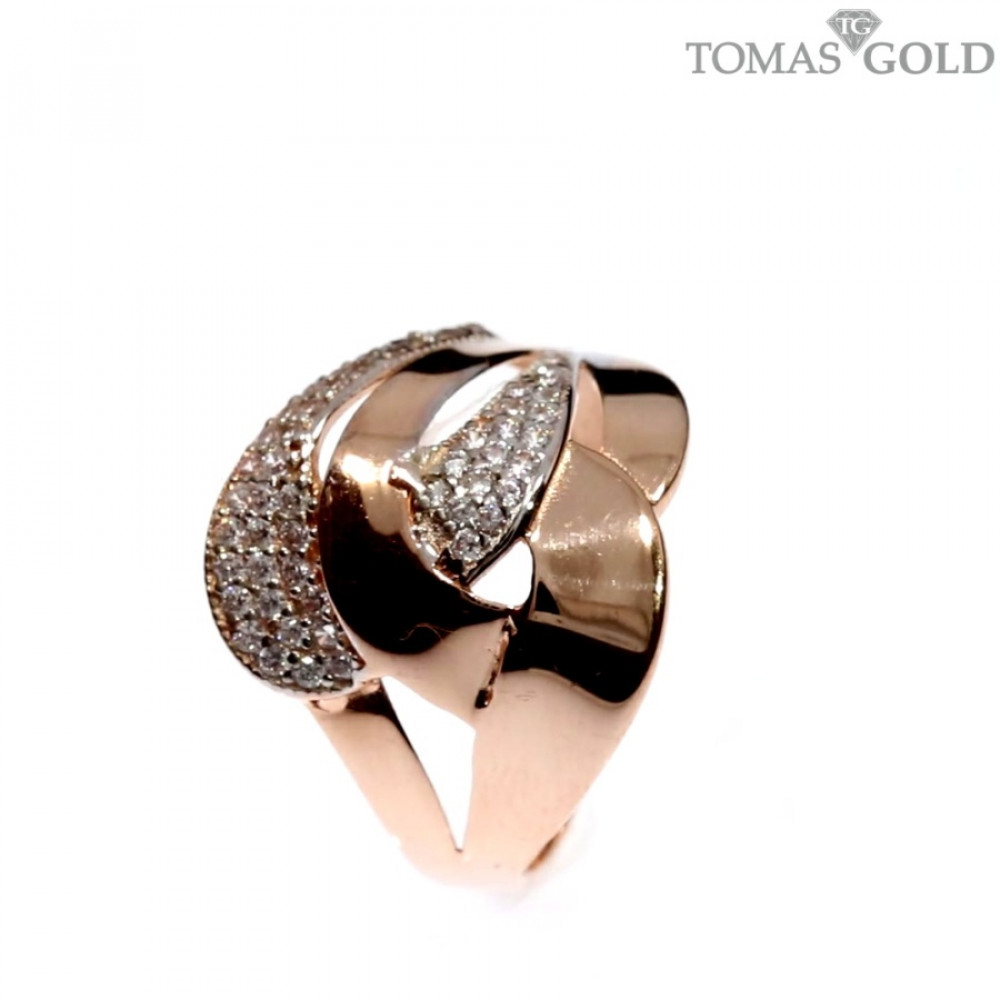 Golden ring with zircon