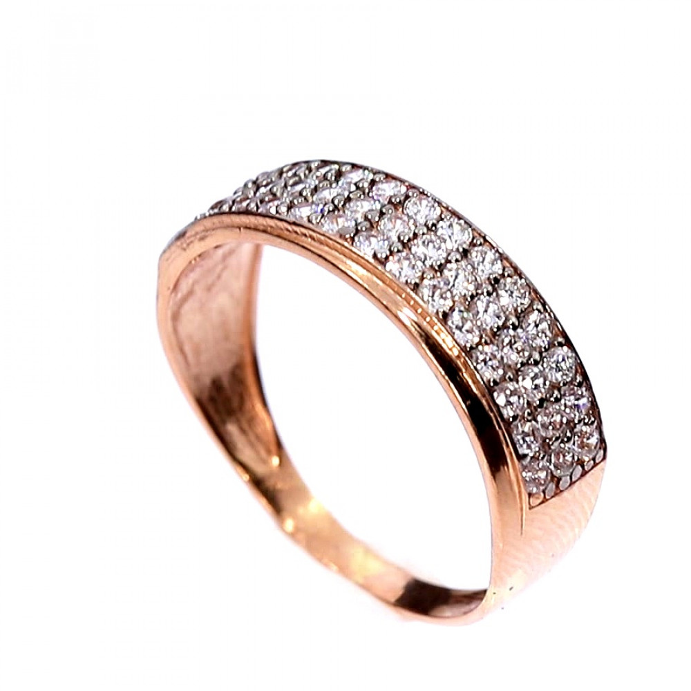 Golden ring with zircon