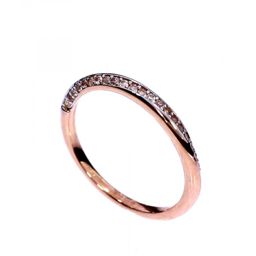 Kuldsõrmus tsirkoonidega