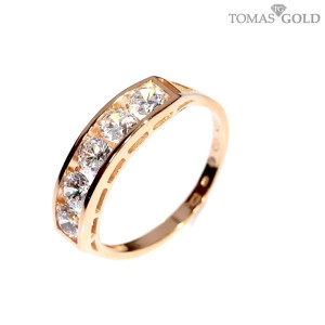 Kuldnesõrmus tsirkoonidega