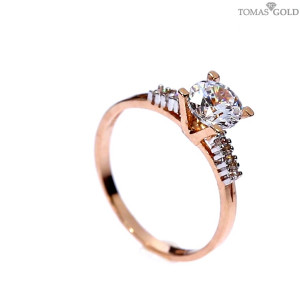 Golden ring with zircon