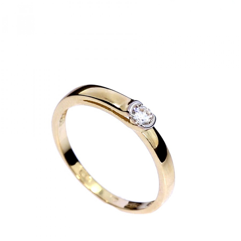 Kuldsõrmus tsirkoonidega