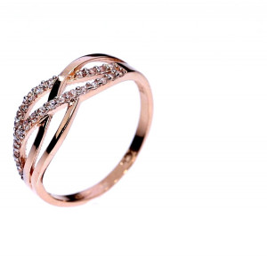 Золотое кольцо с цирконом