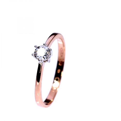 Golden ring with zircon