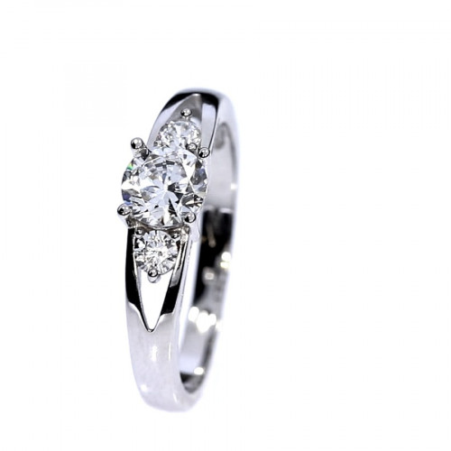 Золотое кольцо с цирконом