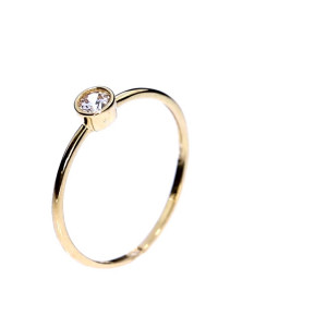 Auksinis žiedas su cirkoniu